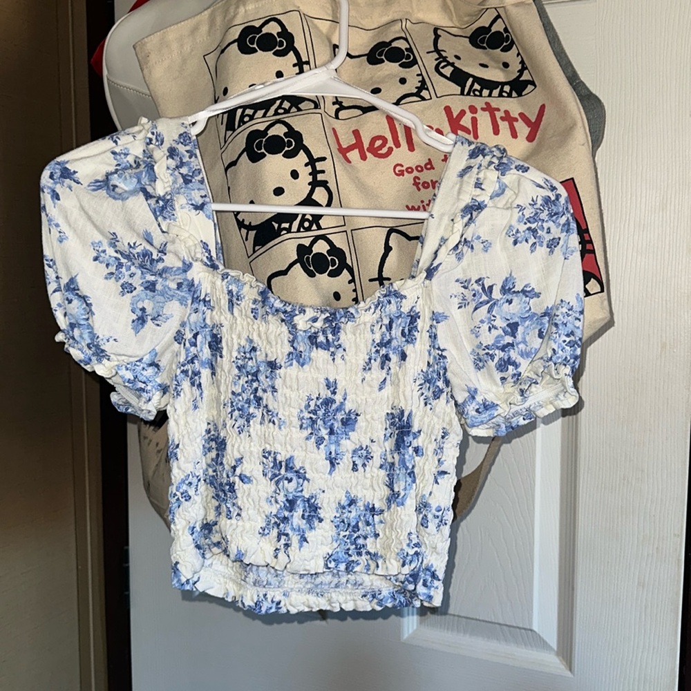 Summery crop top